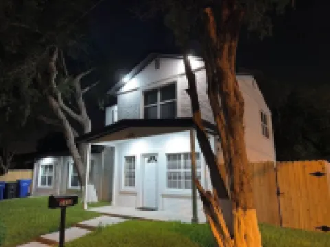 NEW LISTING!4 Bedrooms/3.5 Bathrooms