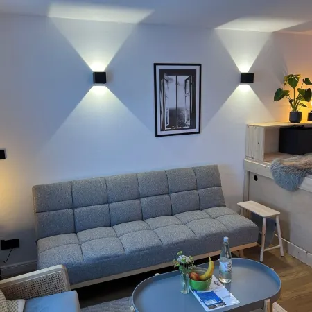 Moderne Wohnung mit Direktem Zugang zum Garten in Wassernähe