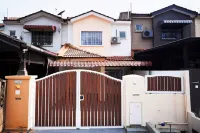 Peach Homestay Bandar Tasik Puteri