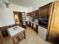 House in the heart of the city Hotels in Bort-les-Orgues