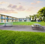 Baymont by Wyndham Bay City - 2-Star
