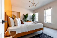 Convention - King Bed - Short North - Free Parking 그랜드비애 헤이츠 호텔