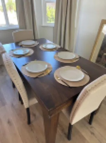 4BR/2.5BA House in Delightful Lancaster with WiFi, AC and Large Yard