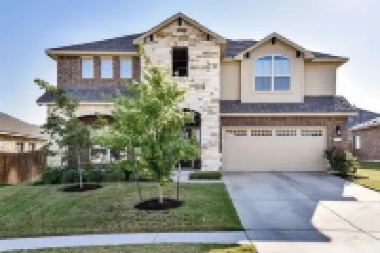 Spacious Modern 4BR / 3.5BA Retreat w/ Home Office & Quick Austin Access