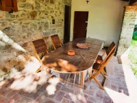 Tuscan Villa 15 min from Florence, Parking, Garden