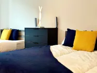 The Wembley - Luxury London Apartment - 9 Guests5-Star Unbeatable Location!