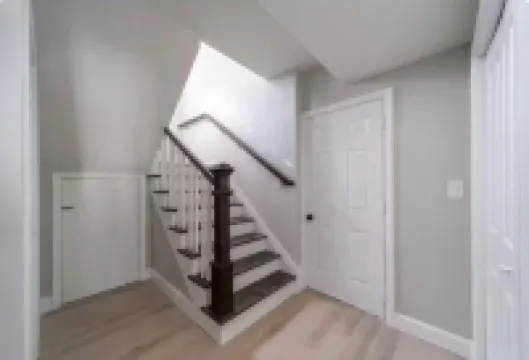 Brand new 3 bedroom house in welcoming Worcester with WiFi and AC