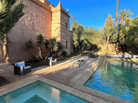 Luxury kasbah villa, 10x4 pool with beach+heated jacuzzi, tropical garden