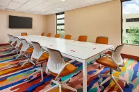 The Curtis Denver - a DoubleTree by Hilton Hotel - Business