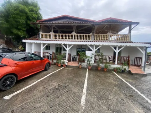 芒吉耶全景酒店式公寓