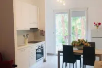 Vacation Home Lu Termete: 1 Bedroom Apartment with Balcony 스페키아 호텔