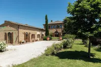 Bellagatta. The understated elegance of a home among the Sienese hills. Hotels in Buonconvento