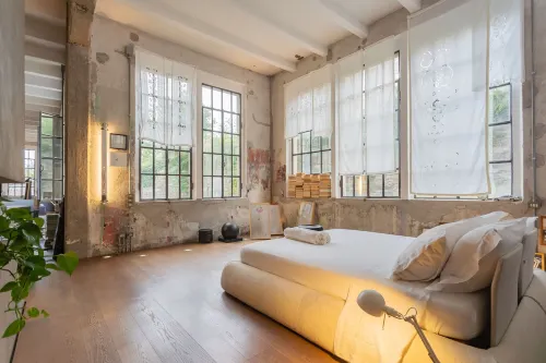 ديزاين لوفت ويذ برايفت باركينج