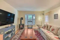 Charming Lambertville Retreat - 1 Mi to River! - Wifi