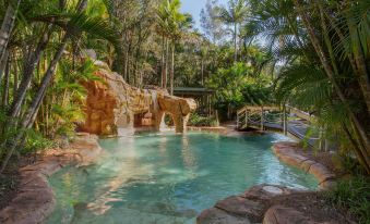 BreakFree Aanuka Beach Resort
