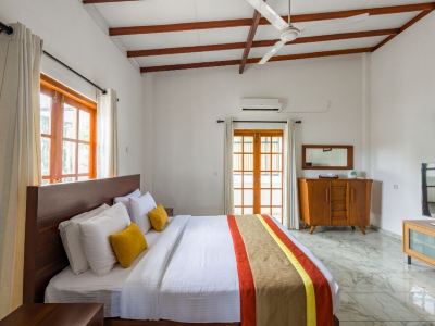 PropertyOne: Entire Home with private swimming pool and jacuzzi.