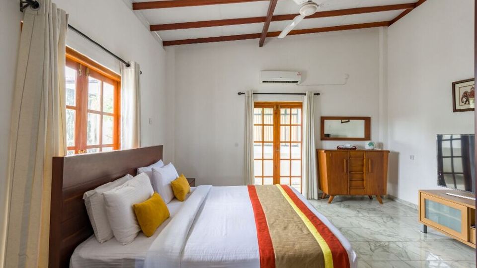 PropertyOne: Entire Home with private swimming pool and jacuzzi.
