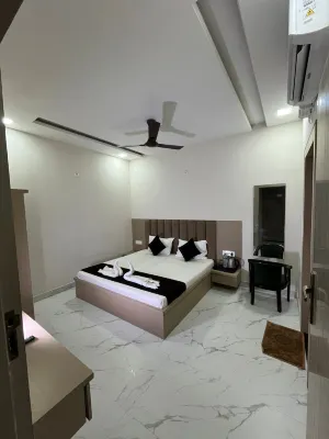 Hotel Shri Radha Sneh Mathura Hotels in Isapur Khadar