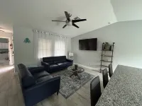 Just 9 mins away to Indian Rock Beach. Game room/pool