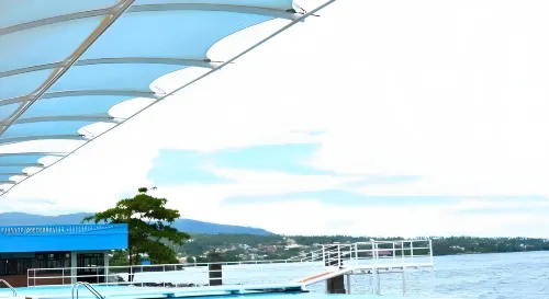 Lion Hotel & Plaza Hotels in Malalayang
