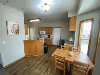 •Delightful 5b stay in Paradise!!• Hotels in Waukee