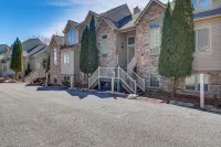 Community Perks & Deck: Lake Harmony Townhome! - Gym