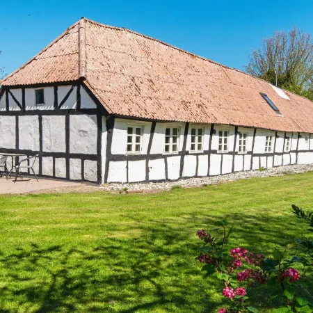7 person holiday home in Grenaa