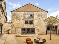 Luxury Home in Painswick by St. Mary’s Church