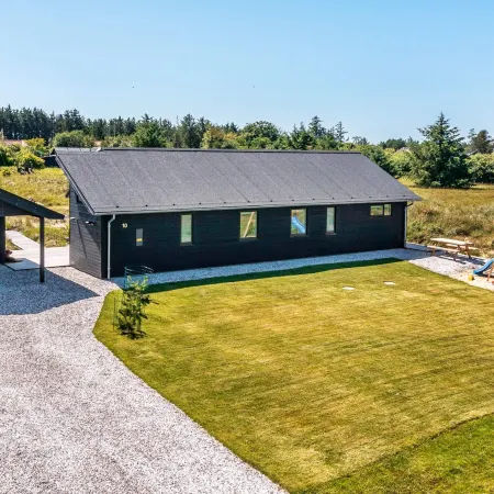 9 person holiday home in Hirtshals