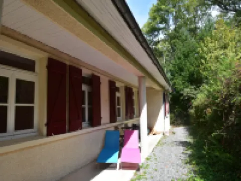 Holiday Home in Luzy with Fenced Garden Hotels in Cuzy