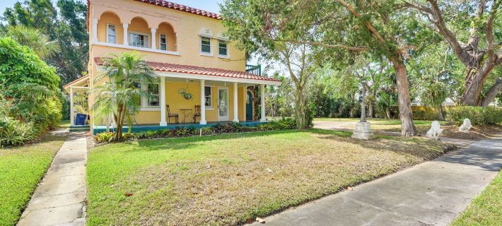 Sarasota Vacation Rental w/ Private Pool & Lanai! Hotels in Whitfield