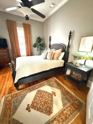 Historic home in downtown /  walking distance to restaurants and local breweries