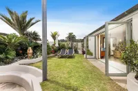 Beachfront on Waiheke