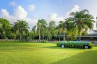 トゥルピアル ホテル & カジノ