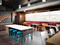 ترو باي هيلتون توبيلو