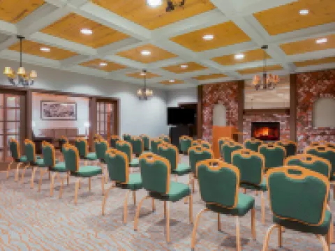 Holiday Inn Resort THE LODGE AT BIG BEAR LAKE by IHG Hotels in Big Bear Lake