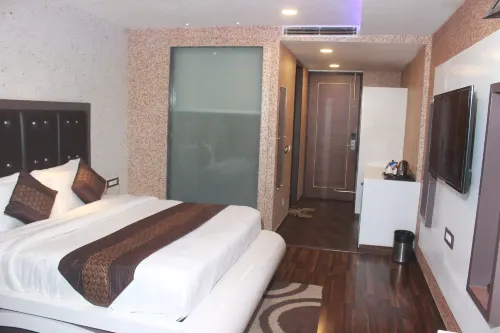 S S International Hotels in Chamba