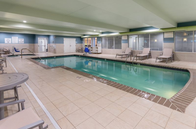 Holiday Inn Express & Suites Vandalia by IHG photo 3
