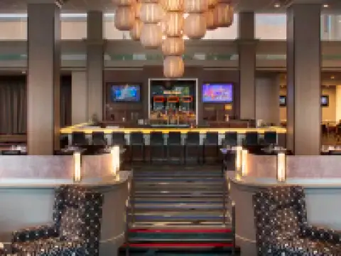 DoubleTree by Hilton Newark-Fremont Hotels in Newark