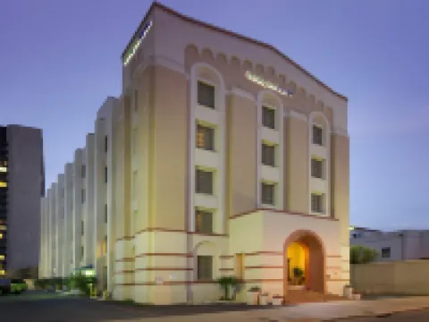 Holiday Inn Express SAN ANTONIO N-RIVERWALK AREA by IHG โรงแรมในซานอันโตนิโอ