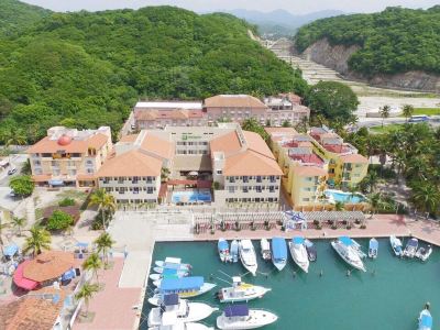 Holiday Inn HUATULCO by IHG