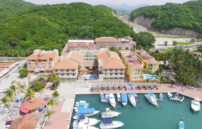 Holiday Inn HUATULCO by IHG