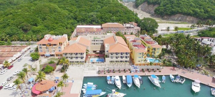 Holiday Inn HUATULCO by IHG サンタ・マリア・ワウラのホテル