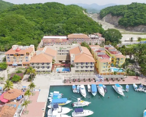 Holiday Inn HUATULCO by IHG Hotels in Santa Maria Huatulco