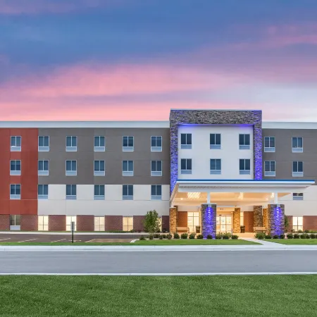Holiday Inn Express & Suites OTTAWA by IHG