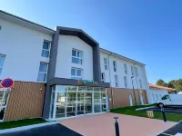Greet Hotel Castets Coeur des Landes - Parkering