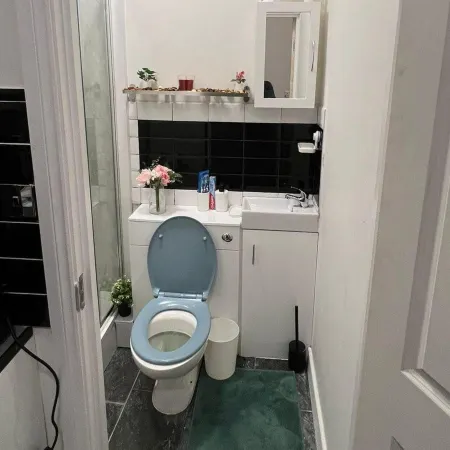 Studio - Sleeps 2 - Acton Park & Stn Close