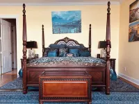G & P Properties boasts a spacious 5-bedroom house in peaceful Greers Ferry
