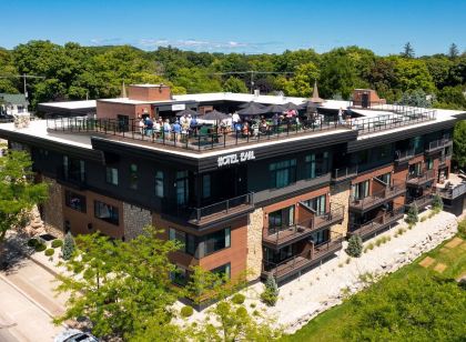 The Earl in Charlevoix