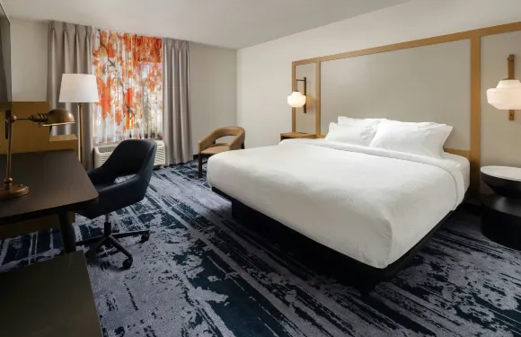 馬斯基根諾頓海岸萬楓套房酒店